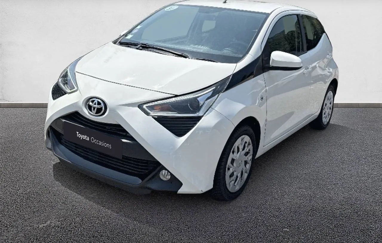 TOYOTA AYGO 1.0 VVT-i x-play
