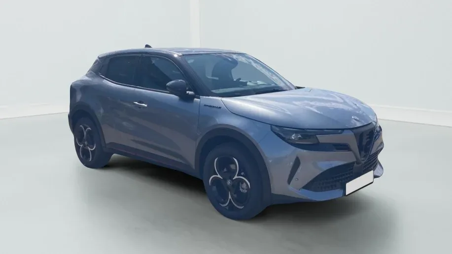 Alfa Romeo Junior 1.2 ibrida 145 speciale e-dct6 Zéro km immatriculé