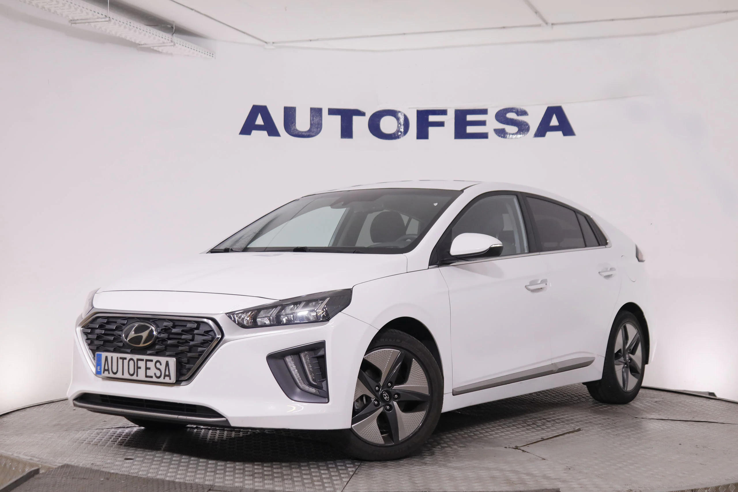 Hyundai Ioniq 1.6 GDI HEV TECNO AUTO 141CV 5P # IVA DEDUCIBLE,NAVY,CAMARA TRASERA,PARKTRONIC