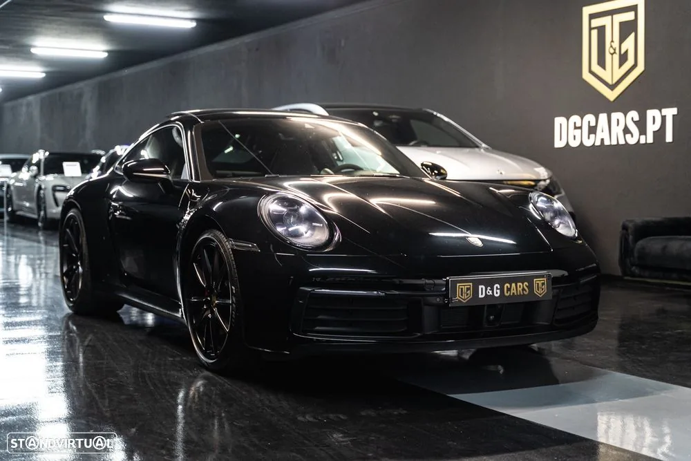 Porsche 911 (992) Carrera 4 PDK