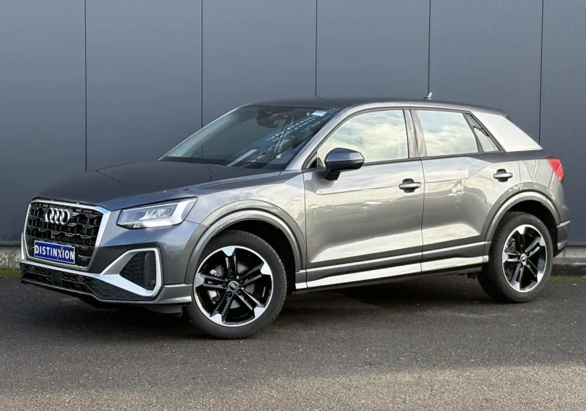 AUDI Q2