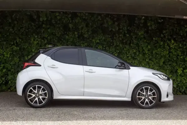 Toyota Yaris 2021 1.5 HDF Premier Edition