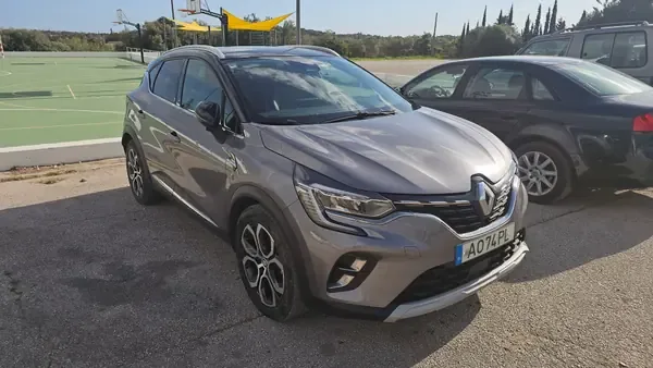 Renault Captur 2022 1.6 E-Tech Plug-In Intens