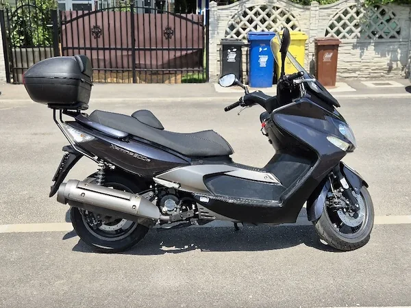Scuter Kymco Xciting 300i ABS
