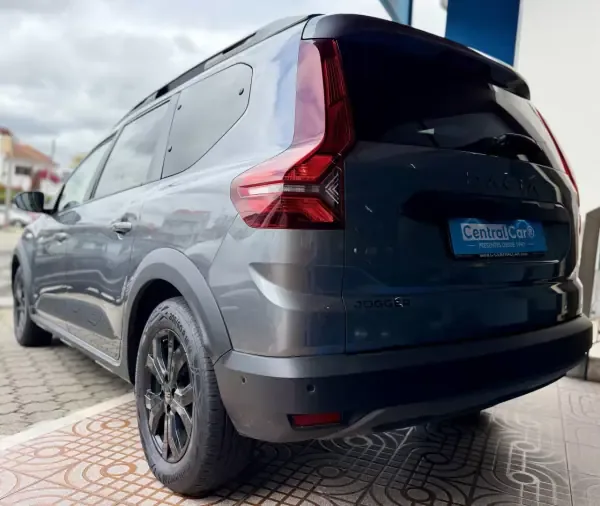 Dacia Jogger 2023 1.0 ECO-G SL Extreme + 7L Bi-Fuel 101Cv | GPS | CÂMARA | CARPLAY