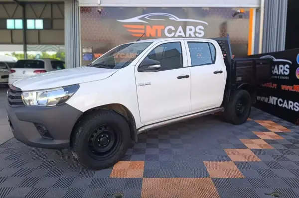 Toyota Hilux 2017 2.4 D-4D 4WD CD CHV