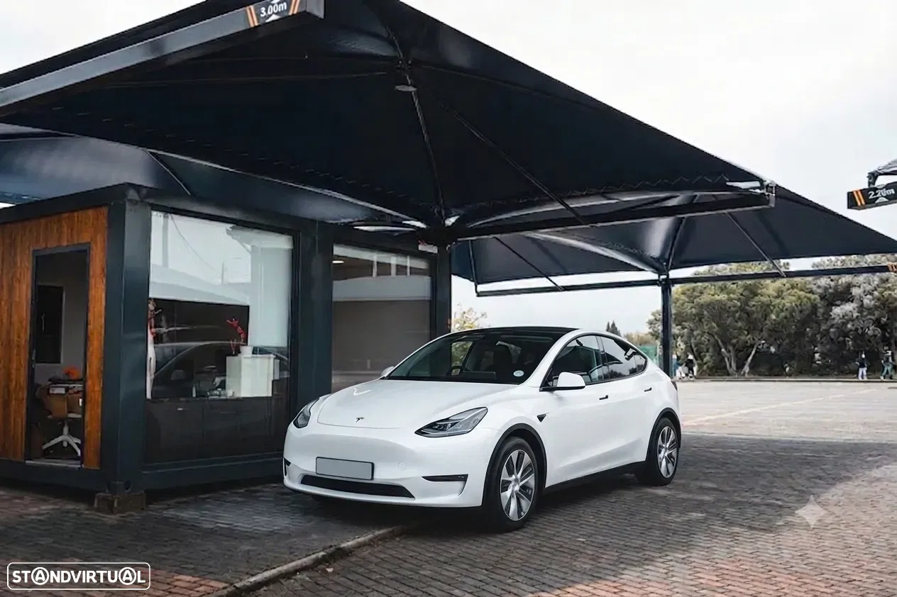 Tesla Model Y Long Range Dual Motor AWD