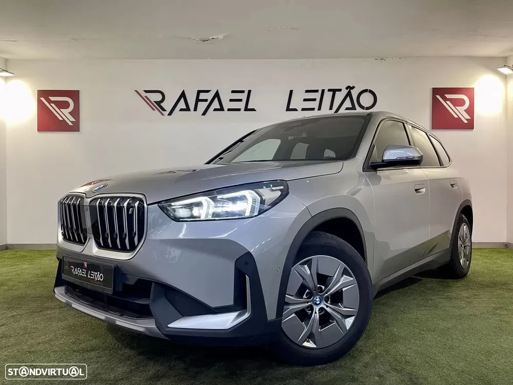 BMW iX1 xDrive30
