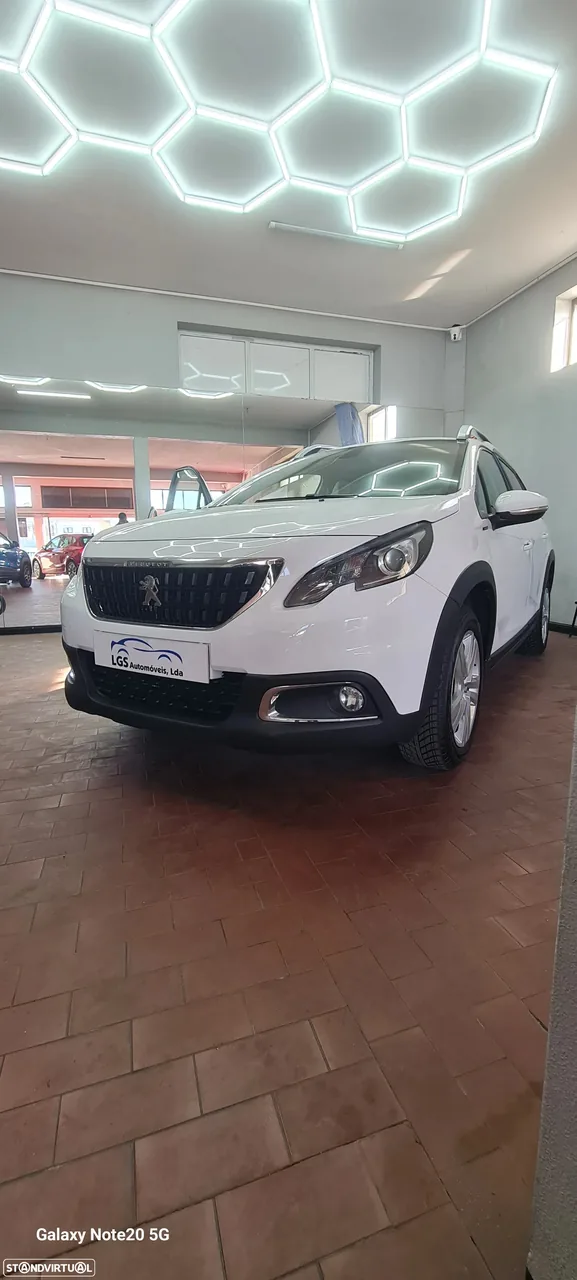Peugeot 2008 BlueHDi 100 STOP & START Signature