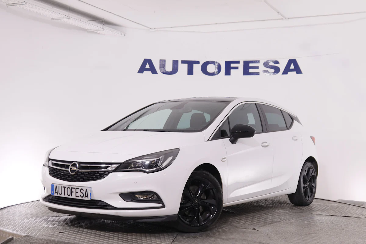 Opel Astra 1.6 CDTI BLACK EDITION PLUS AUTO 136CV 5P # PARKTRONIC,CAMRA TRASERA