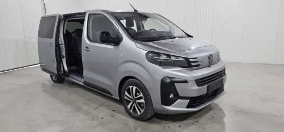 Peugeot Traveller Traveller M Diesel 180 ch Automatique Business Zéro km immatriculé