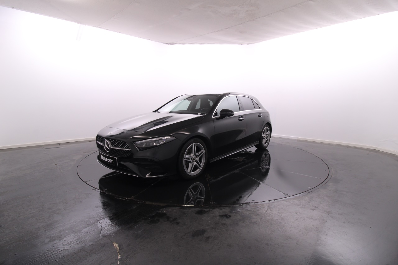 Mercedes-Benz Classe A - 180 d AMG Advanced Plus Cx. Aut. GPS / Vidros Escurecidos / LED