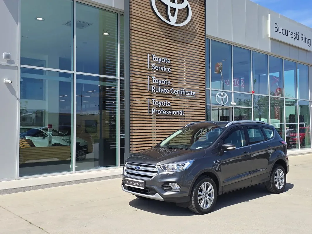 FORD KUGA 1.5 TDCi 120 CP 2WD Titanium