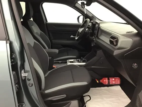 Dacia DUSTER Extreme + 1.8 HYBRID 155 Zéro km immatriculé