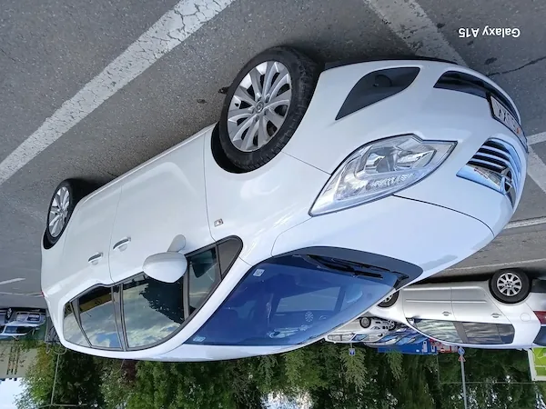 Vand Opel Meriva ,1,4 benzina -2010