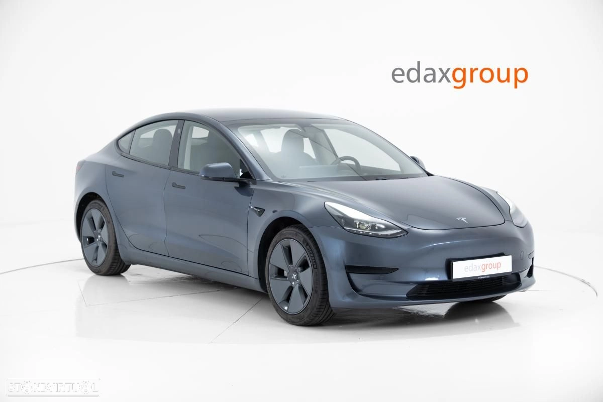 Tesla Model 3 Standard Range Plus RWD