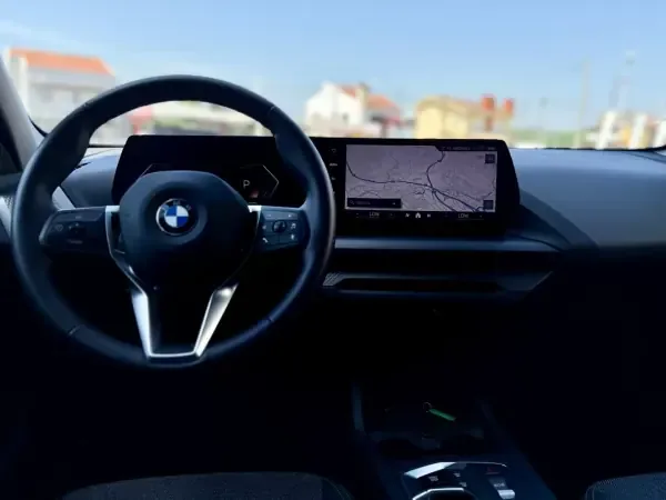 BMW 116 2025 1.5 Standard Auto 122Cv | GPS | CÂMARA | CARPLAY