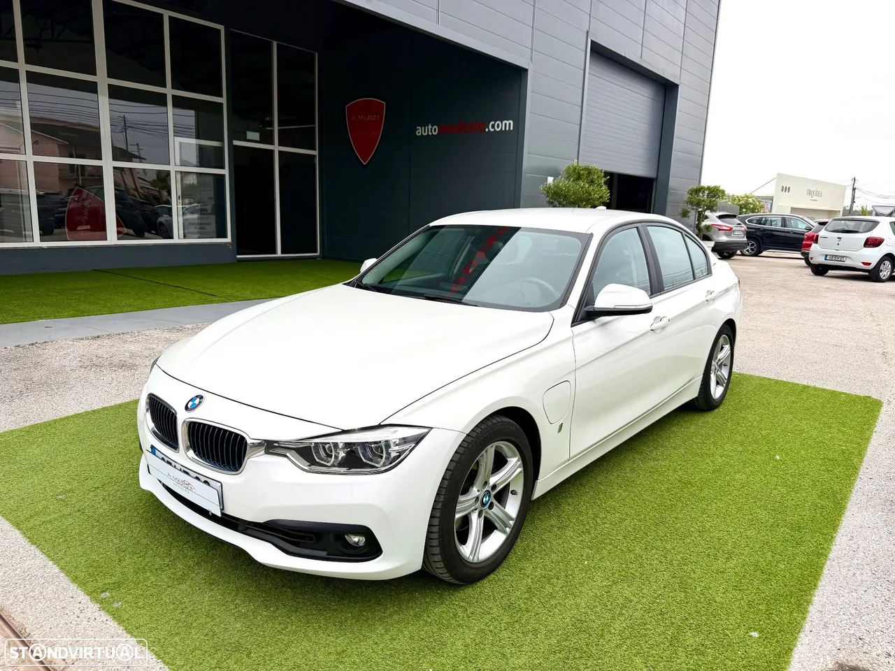 BMW 330 e iPerformance Advantage