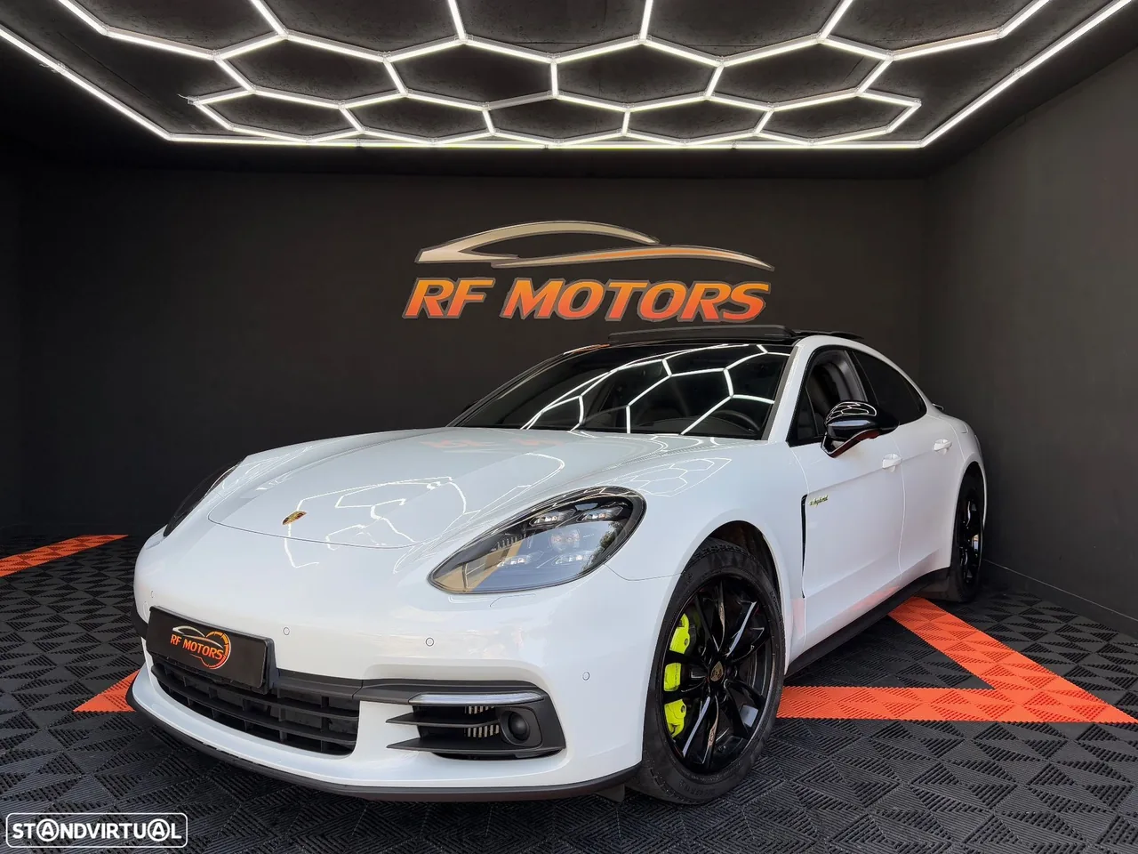 Porsche Panamera 4 E-Hybrid