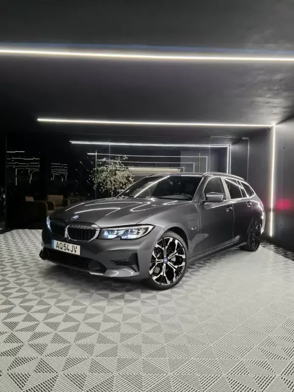 BMW 320 2022 e Line Sport Auto