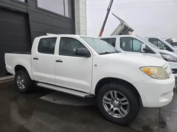 Toyota Hilux 2008 other_Outro