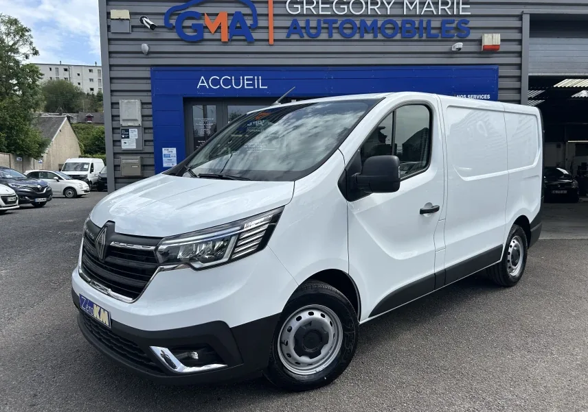 RENAULT TRAFIC FOURGON