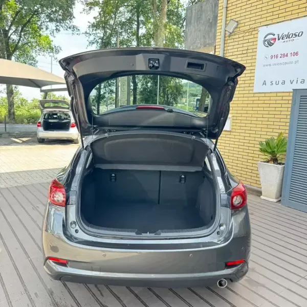 Mazda 3 2017 1.5 Sky-D Excellence Navi