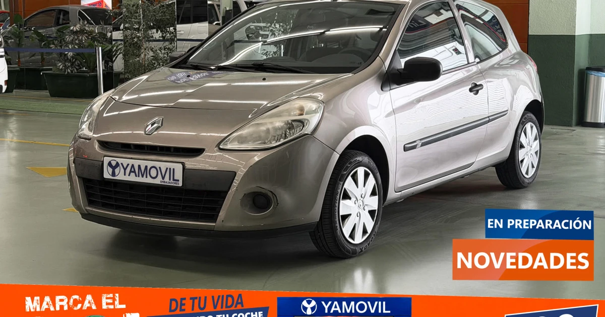 Renault Clio 1.2 16v Authentique 55 kW (75 CV)