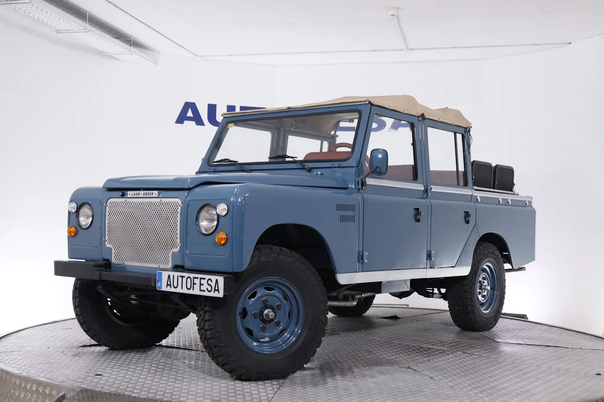 Land Rover Defender DEFENDER SANTANA 109 DIESEL 61CV 9 PLAZAS 4x4 4P RECIEN RESTAURADO # CUERO