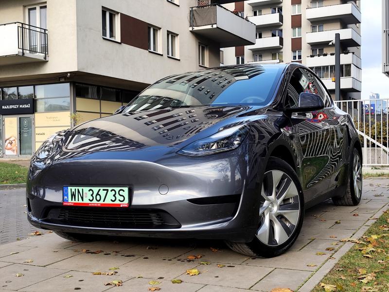 TESLA MODEL Y 2023