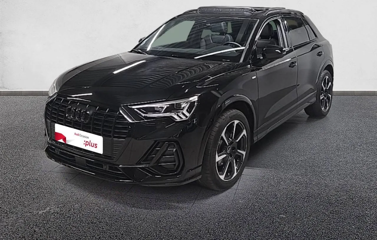 AUDI Q3 35 TFSI 150 ch S tronic 7 S line