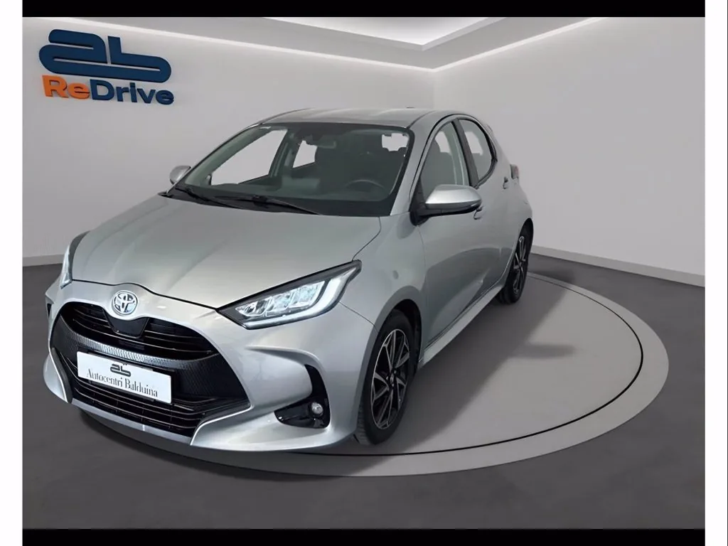 TOYOTA Yaris 1.5h lounge