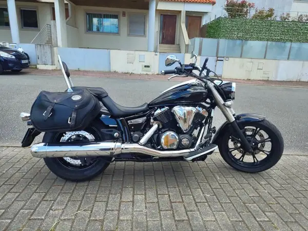 Yamaha XVS 2013 950 XVS A Midnight star