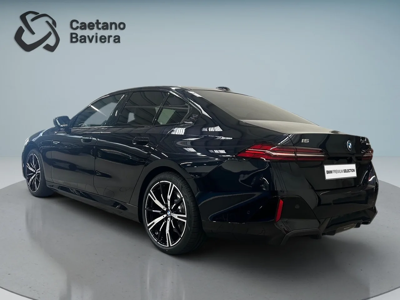BMW i5
