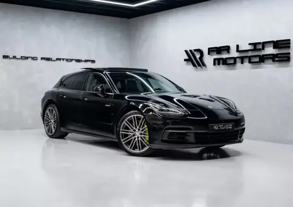 Porsche Panamera Sport Turismo 2020 4 E-Hybrid