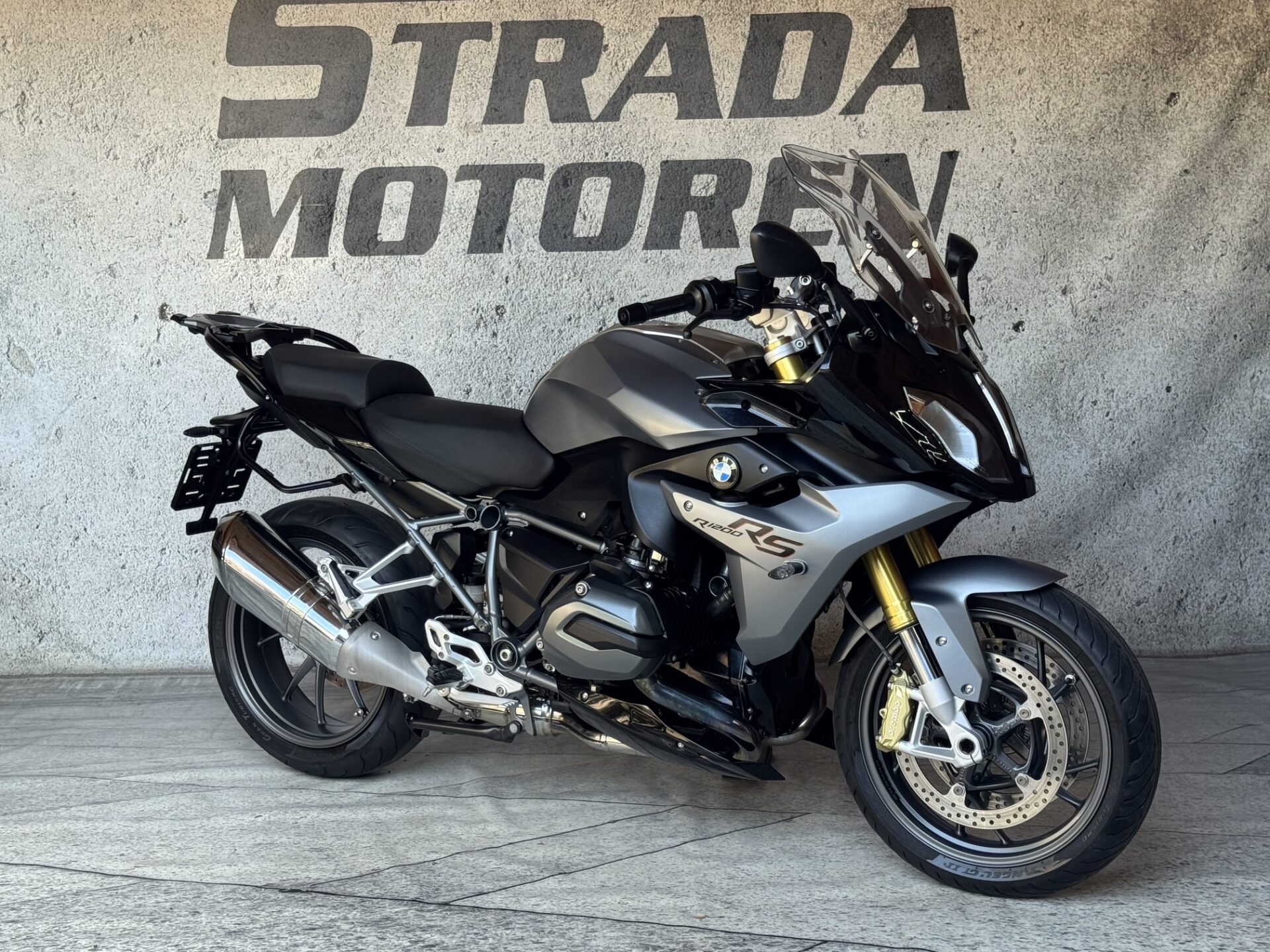 BMW R1200RS - Strada Motoren Dongen