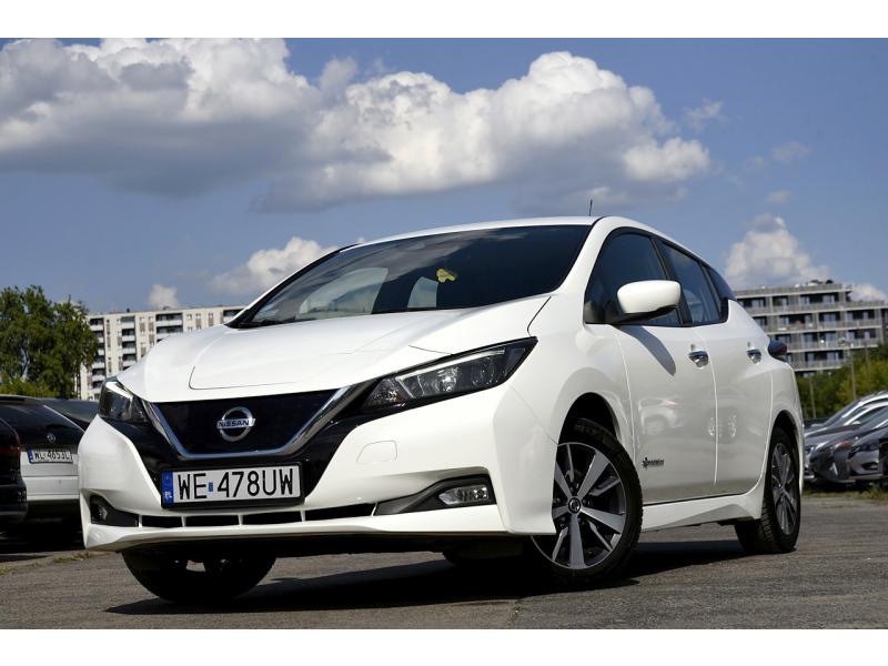 Nissan LEAF 2018