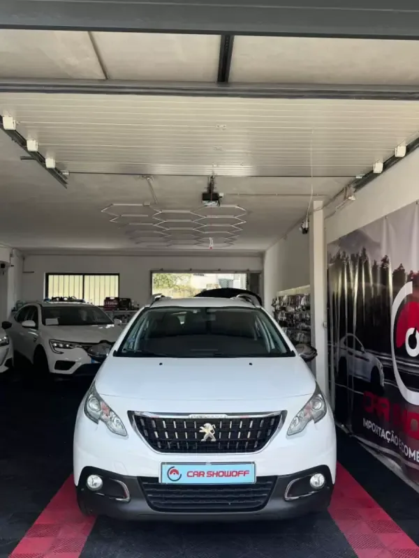 Peugeot 2008 2017 PureTech 100 Active