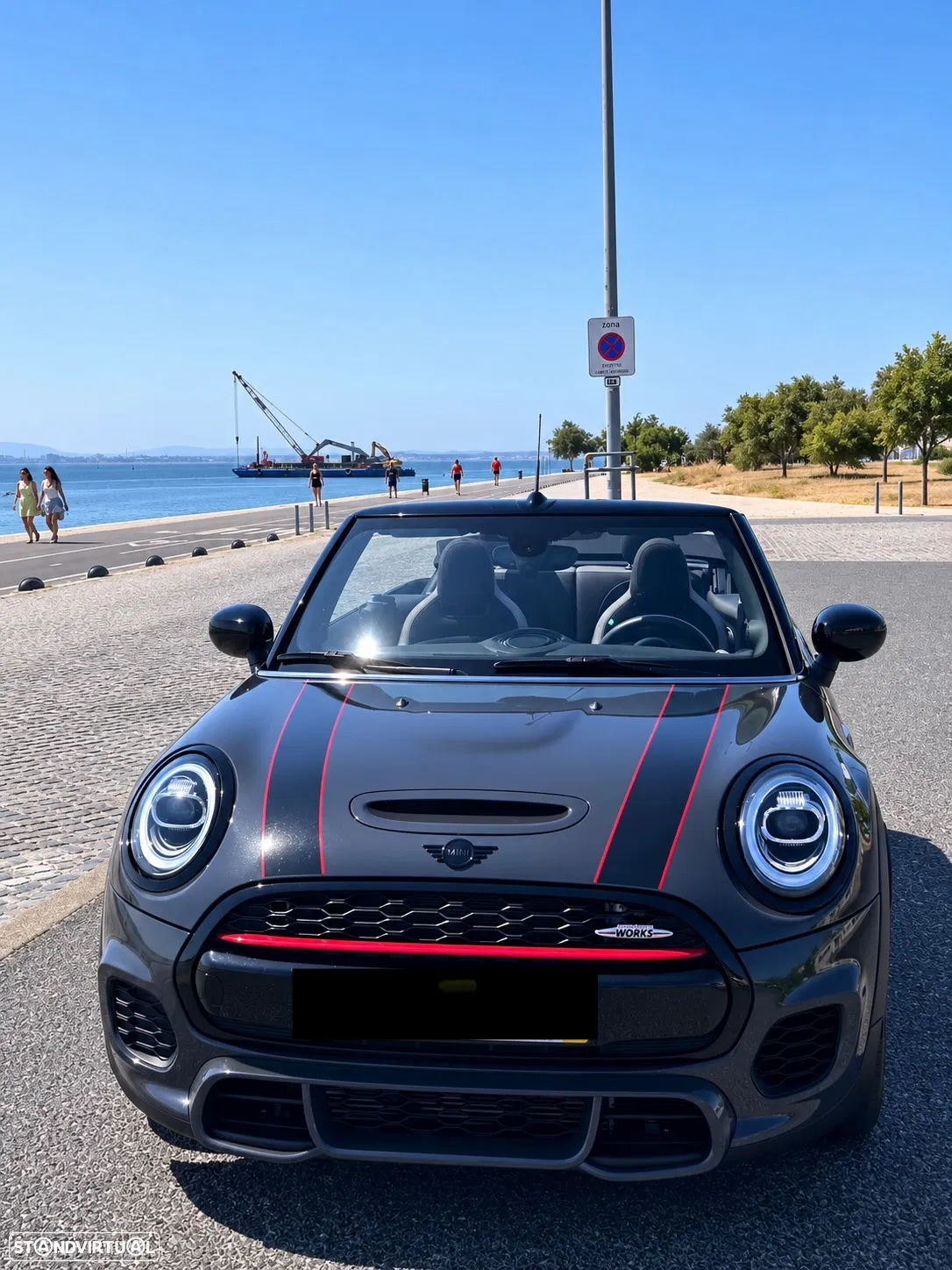 MINI Cabrio John Cooper Works Auto Desportiva