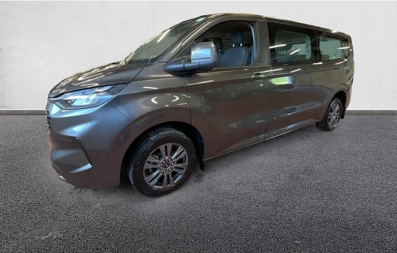 FORD TOURNEO Custom 320 L2H1 2.0 EcoBlue 150 ch Titanium