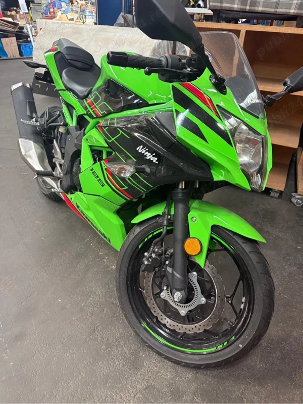Kawasaki Ninja 2024 doar 1.472 km, ca nouă