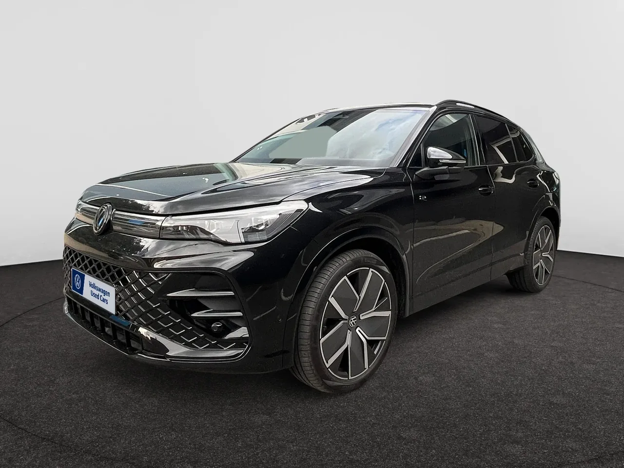 VOLKSWAGEN Tiguan Tiguan R-Line Business Premium 1.5 eTSI 110 kW (150 pk) 7 versnellingen DSG Demo