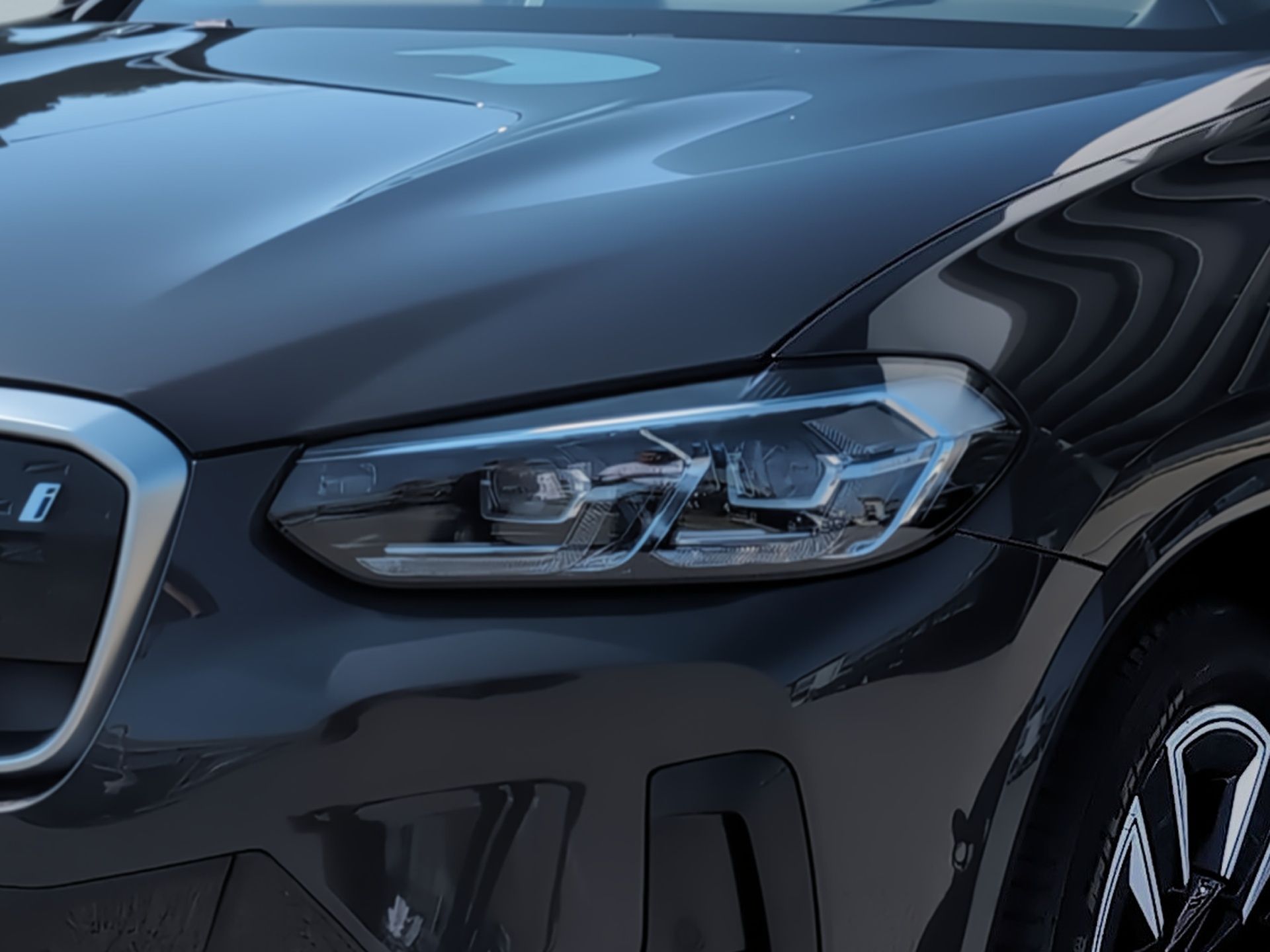 BMW IX3