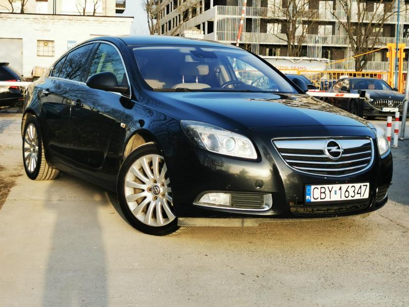 Opel INSIGNIA 2010