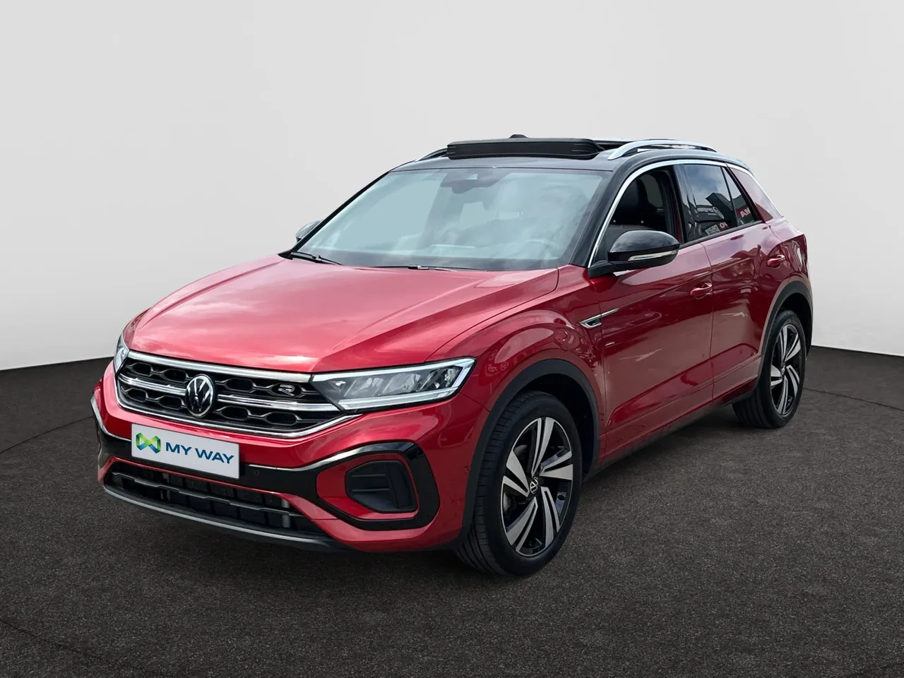 VOLKSWAGEN T-Roc R-LINE*AUTOMAAT*150PK*PANODAK*CARPLAY*CAMERA*SENSOREN*