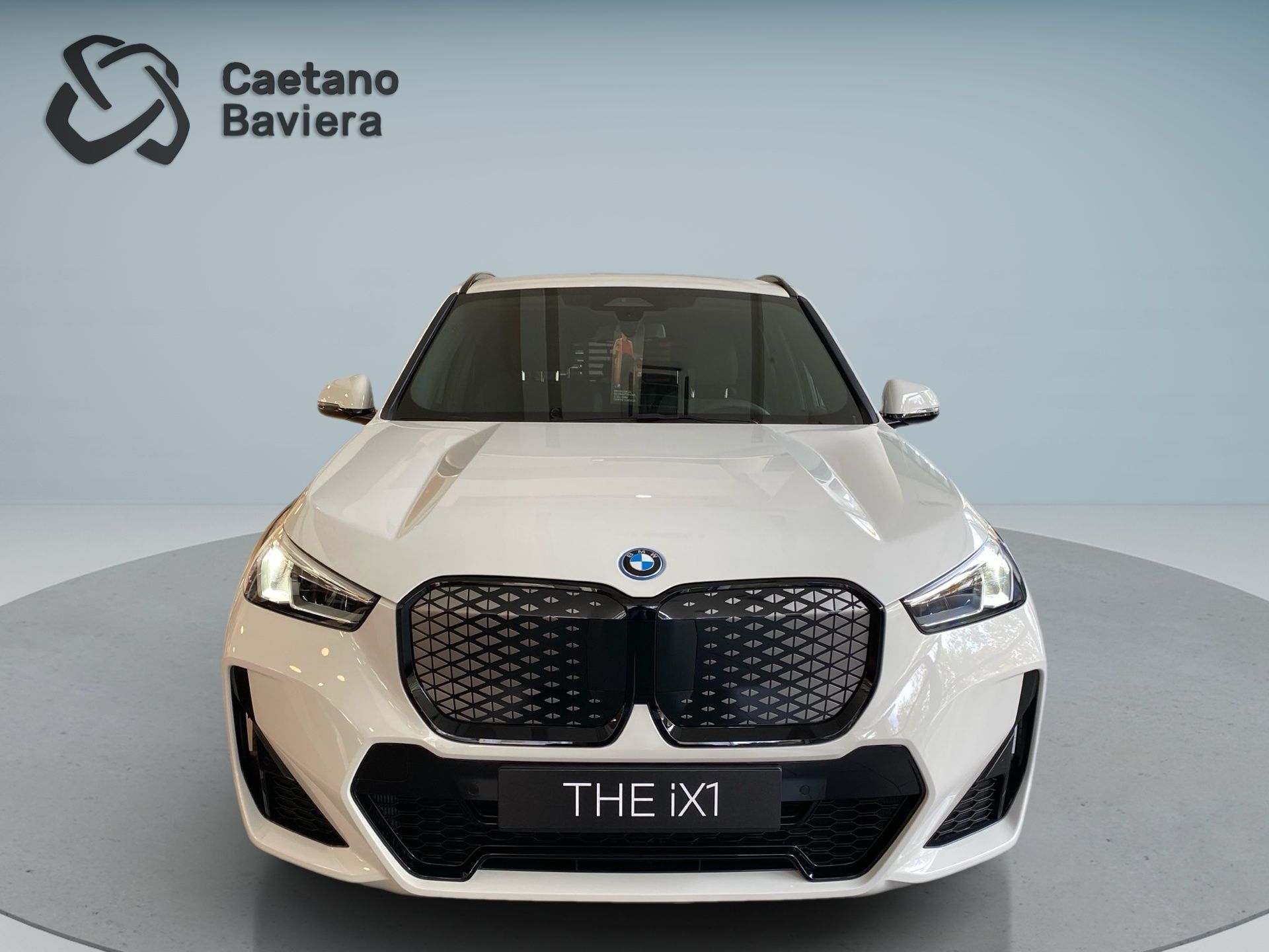 BMW iX1
