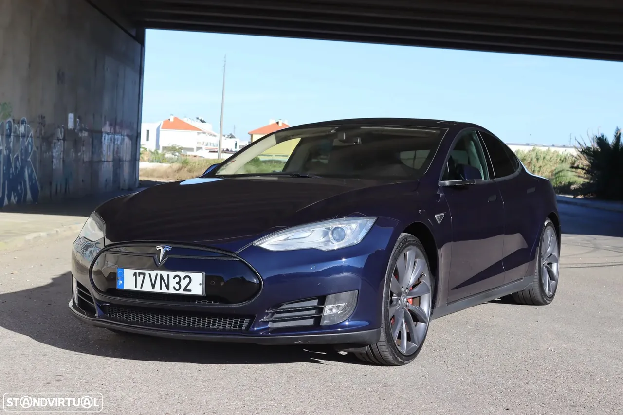 Tesla Model S Performance