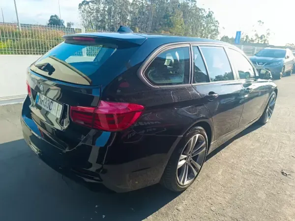 BMW 320 2017 d Touring Edition Luxury Line Purity