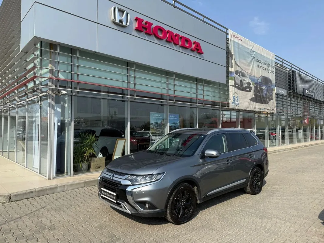 Mitsubishi outlander 2.0L AS&G CVT Instyle
