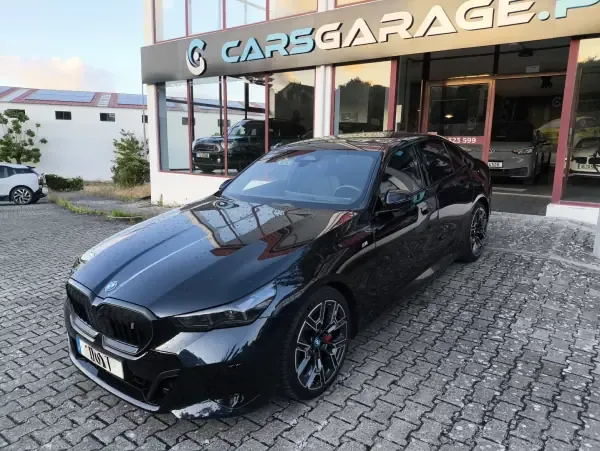 BMW i5 2024 eDrive40 Pack Desportivo M Pro